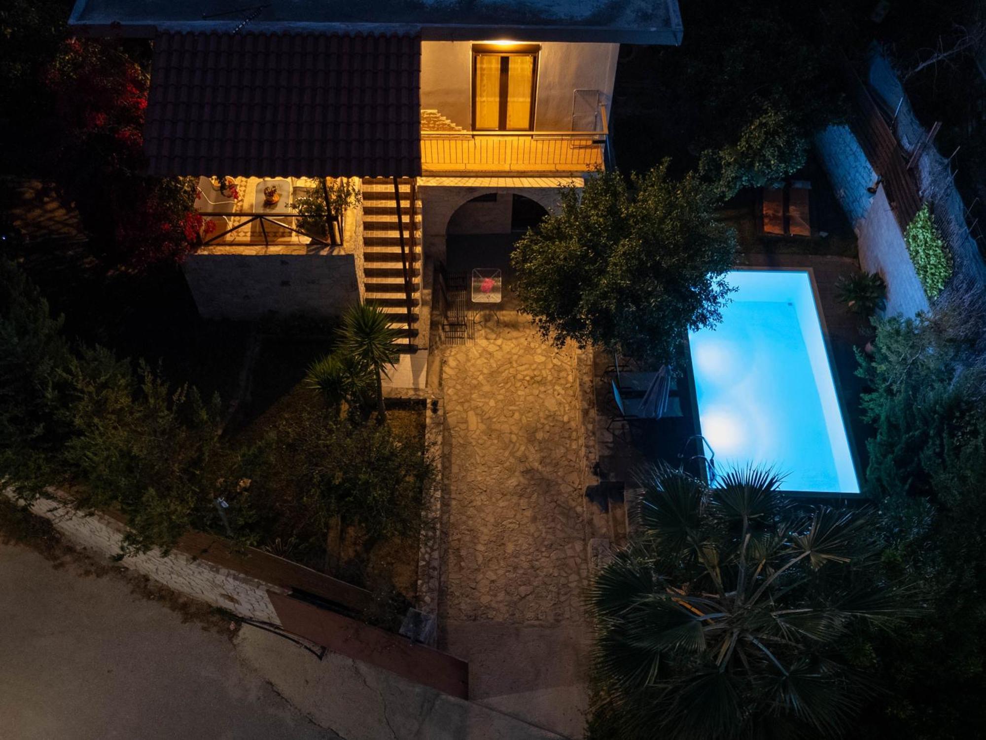 Villa Stafidaki 斯塔罗斯 外观 照片